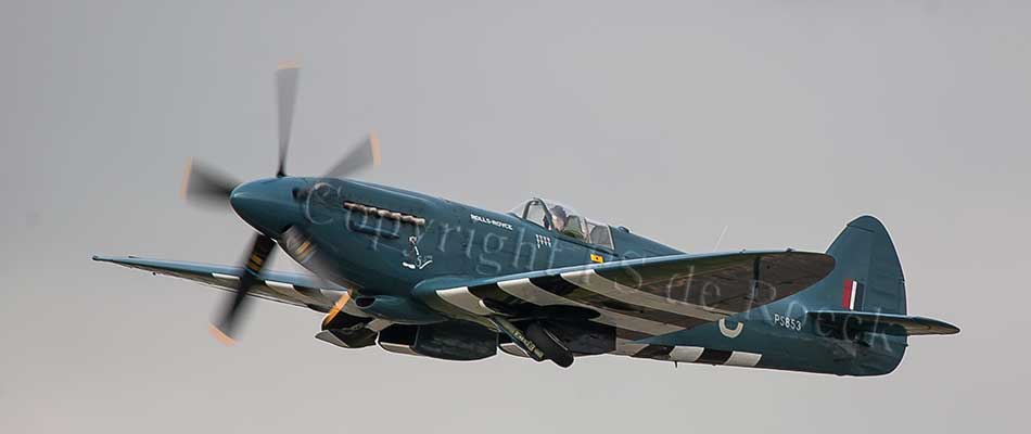 Spitfire PR19 PS853